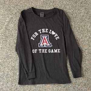 University of Arizona Wildcats women’s sweatshirt light weight. Like new.